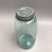 Load image into Gallery viewer, Vintage Patent Nov 30 Mason Jar with Lid Half Gallon
