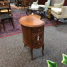 Load image into Gallery viewer, End Table / Night Stand w/3 Drawers (27x13x21)
