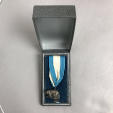 Load image into Gallery viewer, Boy Scouts of America Sterling Silver Beaver Award (17") (49.4g)
