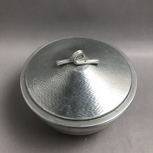 Load image into Gallery viewer, MCM Nasco Italy Hammered Aluminum Lid &amp; Insulated Body ICe Bucket (5x10)
