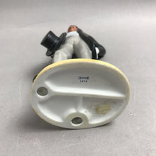 Load image into Gallery viewer, Vintage Early HOMCO #1479 My William Figurine (8.5")
