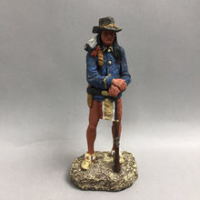 Load image into Gallery viewer, Vintage Daniel Monfort Native American Union Soldier Sculpture (9.5")
