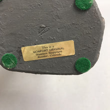 Load image into Gallery viewer, Vintage Daniel Monfort Native American Union Soldier Sculpture (9.5")
