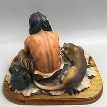 Load image into Gallery viewer, Vintage Native American Indian with Pipe Resin (7x8x7)

