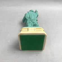 Load image into Gallery viewer, Vintage Statue of Liberty By Wang Jida 84 Colbar Art Inc (11")
