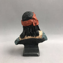 Load image into Gallery viewer, Vintage Daniel Monfort Geronimo Indian Western Sculpture Figurine (7")
