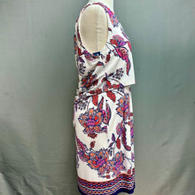 Load image into Gallery viewer, Vince Camuto White Blue &amp; Red Paisley Sleeveless Dress NWT sz 14
