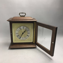Load image into Gallery viewer, Vintage Wooden Seiko Quartz Mantel Clock w/ Dual Chimes (14x10x6)
