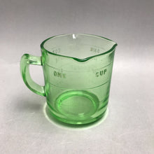 Load image into Gallery viewer, Vintage 1930s Uranium Depression Glass 3 Spout Measuring 1 Cup Hazel Atlas
