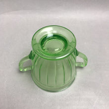 Load image into Gallery viewer, Vintage Federal Glass Uranium Sugar Bowl (3.5x5)
