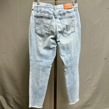 Load image into Gallery viewer, Lucky Brand Ava Light Wash Mid Rise Skinny Jeans sz 12/31
