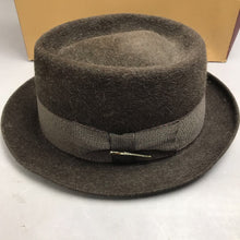 Load image into Gallery viewer, Stetson Royal DeLuxe Gun Club Fedora 7 1/2 Hat Brown with Box
