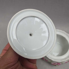 Load image into Gallery viewer, Z S&amp;C Bavaria White &amp; Roses Sugar Bowl (4.25x5.75)
