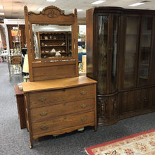 Load image into Gallery viewer, Oak Dresser 3 Drawer w/Mirror (74x40x20)
