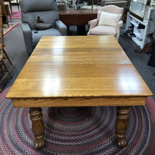 Load image into Gallery viewer, Antique Oak Kitchen Table (29x42x42) w/10 9" Leaves
