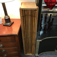 Load image into Gallery viewer, Antique Oak Kitchen Table (29x42x42) w/10 9" Leaves
