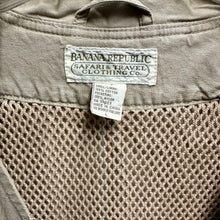 Load image into Gallery viewer, Vintage Banana Republic Safari Vest sz L
