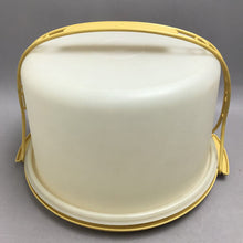 Load image into Gallery viewer, Tupperware Cake-Taker, Harvest Gold (~8x11x11)
