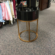 Load image into Gallery viewer, Black And Gold End Table (26x18x18)
