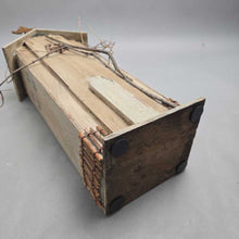 Load image into Gallery viewer, Wooden Birdhouse (25.5x6.5x5)
