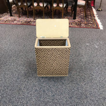 Load image into Gallery viewer, Wicker Laundry Hamper (22x19)
