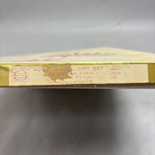 Load image into Gallery viewer, Vintage Simtex by Stevens Concerto Tablecloth Napkins Gift Set Box 1960s (52x52)
