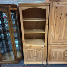 Load image into Gallery viewer, Broyhill Fontana Pine Shelf Cabinet (77x31x20)
