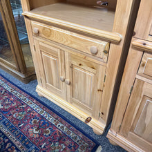 Load image into Gallery viewer, Broyhill Fontana Pine Shelf Cabinet (77x31x20)
