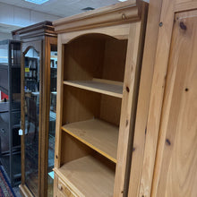 Load image into Gallery viewer, Broyhill Fontana Pine Shelf Cabinet (77x31x20)
