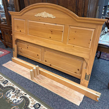 Load image into Gallery viewer, Broyhill Fontana Pine King Headboard (54x82) / Footboard / Rails
