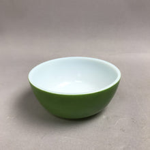 Load image into Gallery viewer, Vintage Small Milk Glass Green Bowl (2x5)
