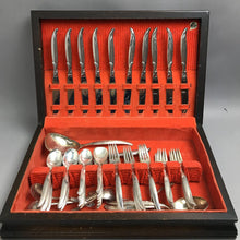 Load image into Gallery viewer, 1847 Rogers Bros Flair Silverplate Flatware 81 Pieces
