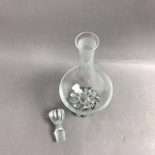 Load image into Gallery viewer, Glass Decanter w/ Stopper (10.5")
