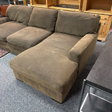 Load image into Gallery viewer, Brown Sofa (29x109x70)
