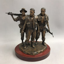 Load image into Gallery viewer, Franklin Mint Frederick Hart 3 Soldiers Vietnam Memorial Military Sculpture w/Wood Plaque(10")

