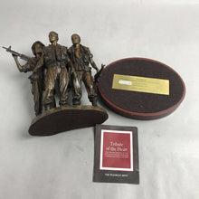 Load image into Gallery viewer, Franklin Mint Frederick Hart 3 Soldiers Vietnam Memorial Military Sculpture w/Wood Plaque(10")
