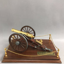 Load image into Gallery viewer, Official Civil War Cannon 1857 Field Gun 1991 Franklin Mint Desk Model (5x11x7)
