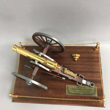 Load image into Gallery viewer, Official Civil War Cannon 1857 Field Gun 1991 Franklin Mint Desk Model (5x11x7)
