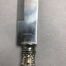 Load image into Gallery viewer, Webster Sterling Silver Handle &amp; Stainless Blade Cake Knife (11")
