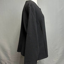 Load image into Gallery viewer, Eileen FIsher Black Waffle Knit Snap Front Top (1X)
