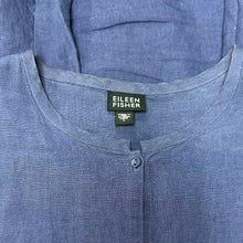 Load image into Gallery viewer, Eileen Fisher Blue Linen Button Down Short Sleeve Top (L)
