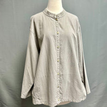 Load image into Gallery viewer, Eileen Fisher Gray Cotton Mandarin Collar Button Down Top (1X)
