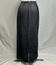 Load image into Gallery viewer, Eileen Fisher Black Linen Maxi Skirt (L)
