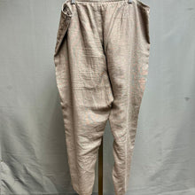 Load image into Gallery viewer, Eileen Fisher Stone Linen Flat Front Pants (XL)

