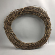 Load image into Gallery viewer, Grapevine Wreath (24")
