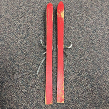 Load image into Gallery viewer, Vintage Childrens Red Wood Skis Marked Internatinal Nineteen (40")

