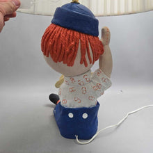 Load image into Gallery viewer, Vintage Raggedy Andy Chalkware Accent Lamp (~29")

