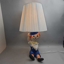 Load image into Gallery viewer, Vintage Raggedy Andy Chalkware Accent Lamp (~29")
