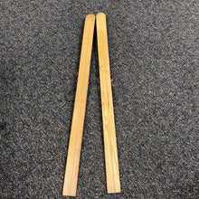 Load image into Gallery viewer, Vintage Peters Wood Juvenile Skis (47")
