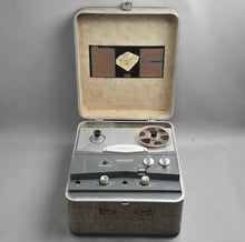 Load image into Gallery viewer, Webcor Viscount Reel-to-Reel Tape Recorder (As-Is) (9x14x16.5)
